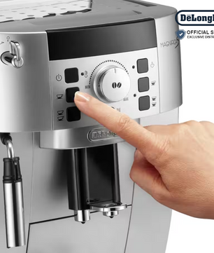 DeLonghi Fully Automatic Espresso Machine- Magnifica S - ECAM22.110.B
