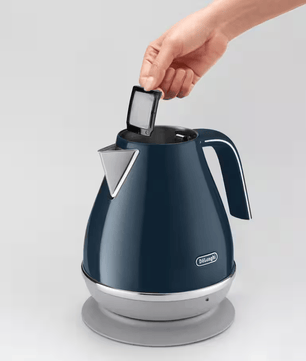 DeLonghi Icona Capitals Kettle London Blue 1.7L - KBOC2001.BL