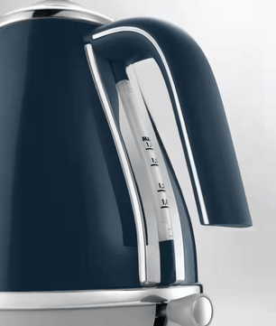 DeLonghi Icona Capitals Kettle London Blue 1.7L - KBOC2001.BL