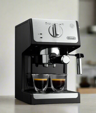 DeLonghi Manual Pump Espresso Maker Active Line - ECP33.21